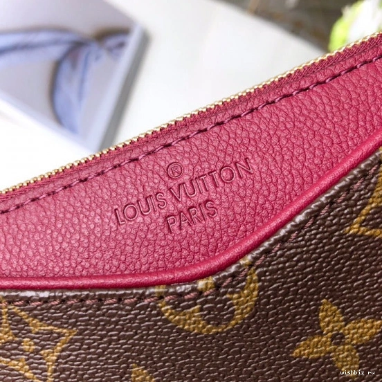 WIS Louis Vuitton PALLAS CHANELUTCH 1001